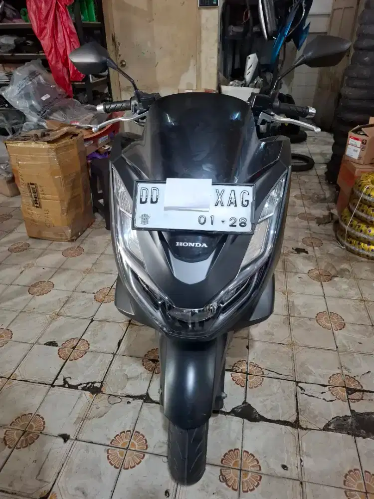 Honda Pcx 160cc 2022 hitam cbs
