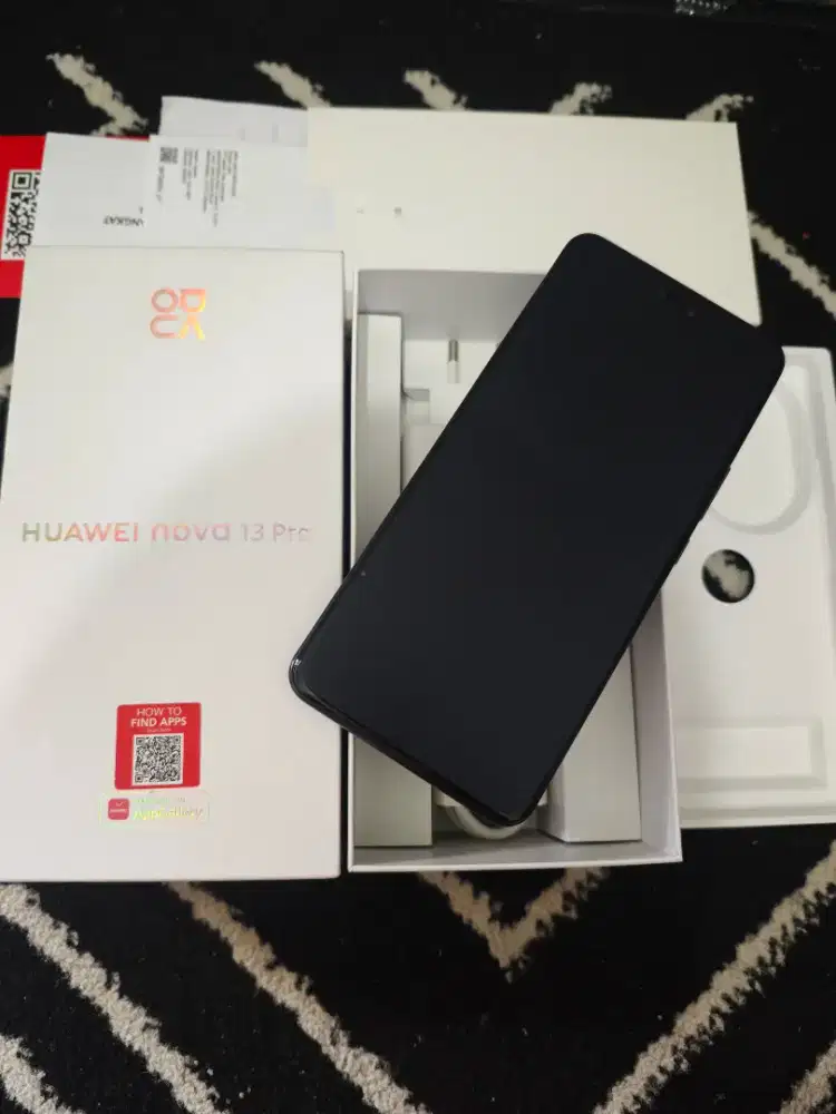 Huawei Nova 13 Pro Like New