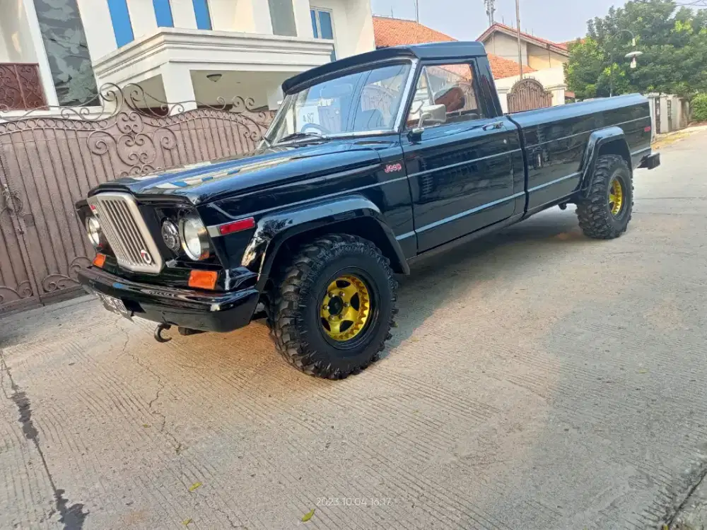 Jeep J20 Gladiator 1982