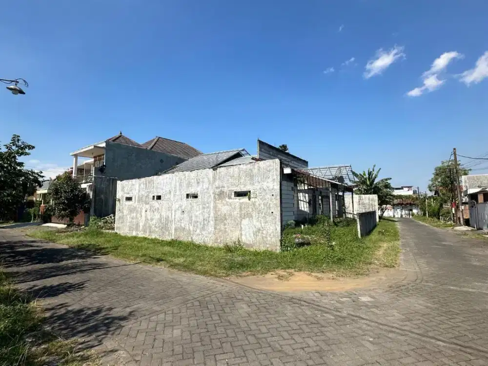 DIJUAL TANAH JALAN IKAN-IKAN KOTA MALANG BONUS RUMAH SETENGAH JADI