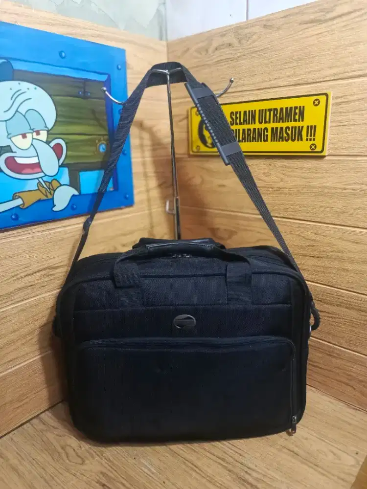 Tas kerja laptop American tourister second original