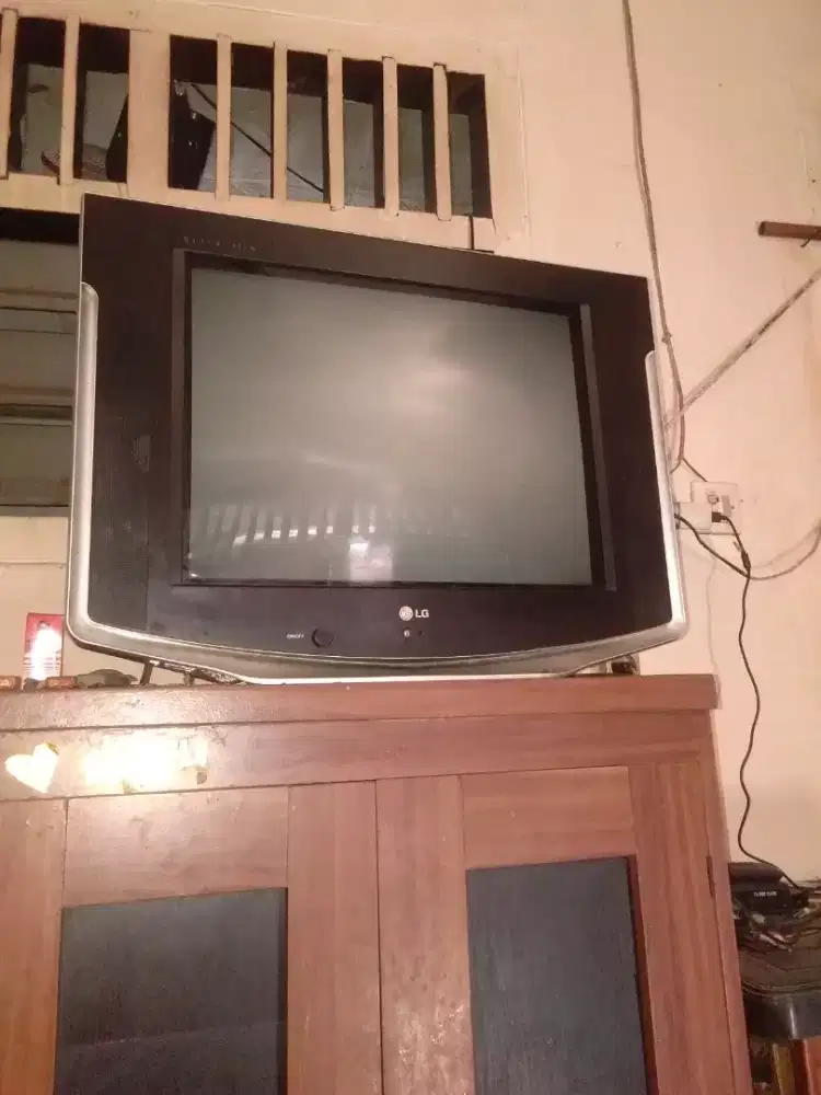 jual.TV LG 21 keadaan mati protek standby hidup