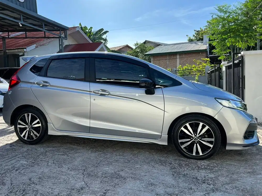 Jazz RS Automatic 2018 pajak panjang kilometer 60rban
