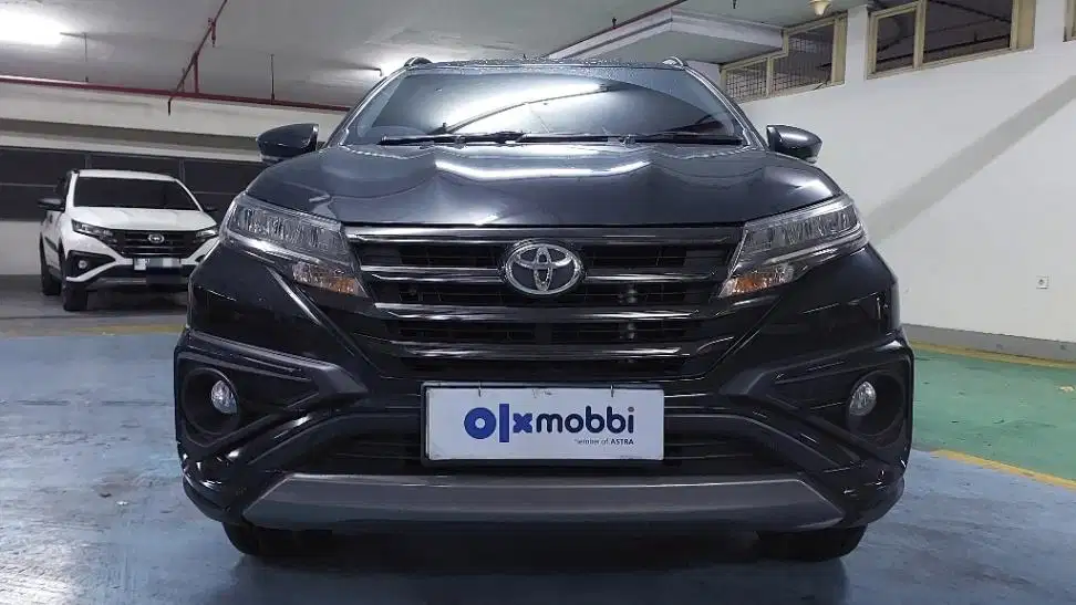 Like New TDP 12JT Toyota Rush 1.5 S GR Sport Bensin-AT 2023 Hitam