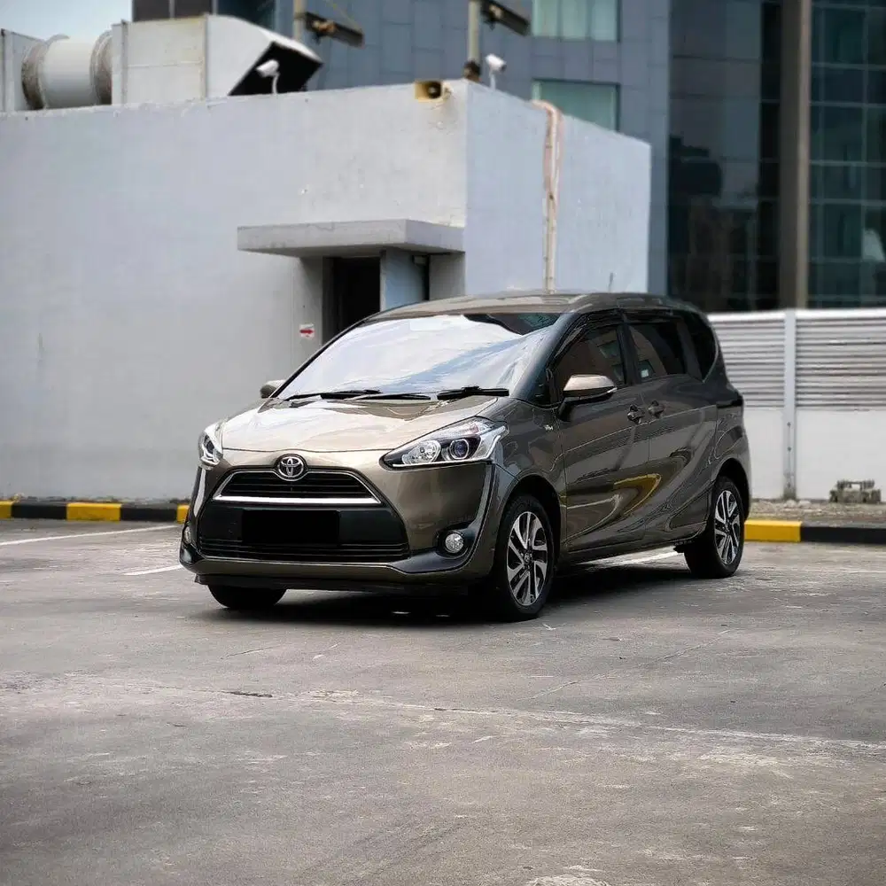[DP 25 JT] TOYOTA SIENTA V 1.5 AT MOBIL TERAWAT & SIAP PAKAI.