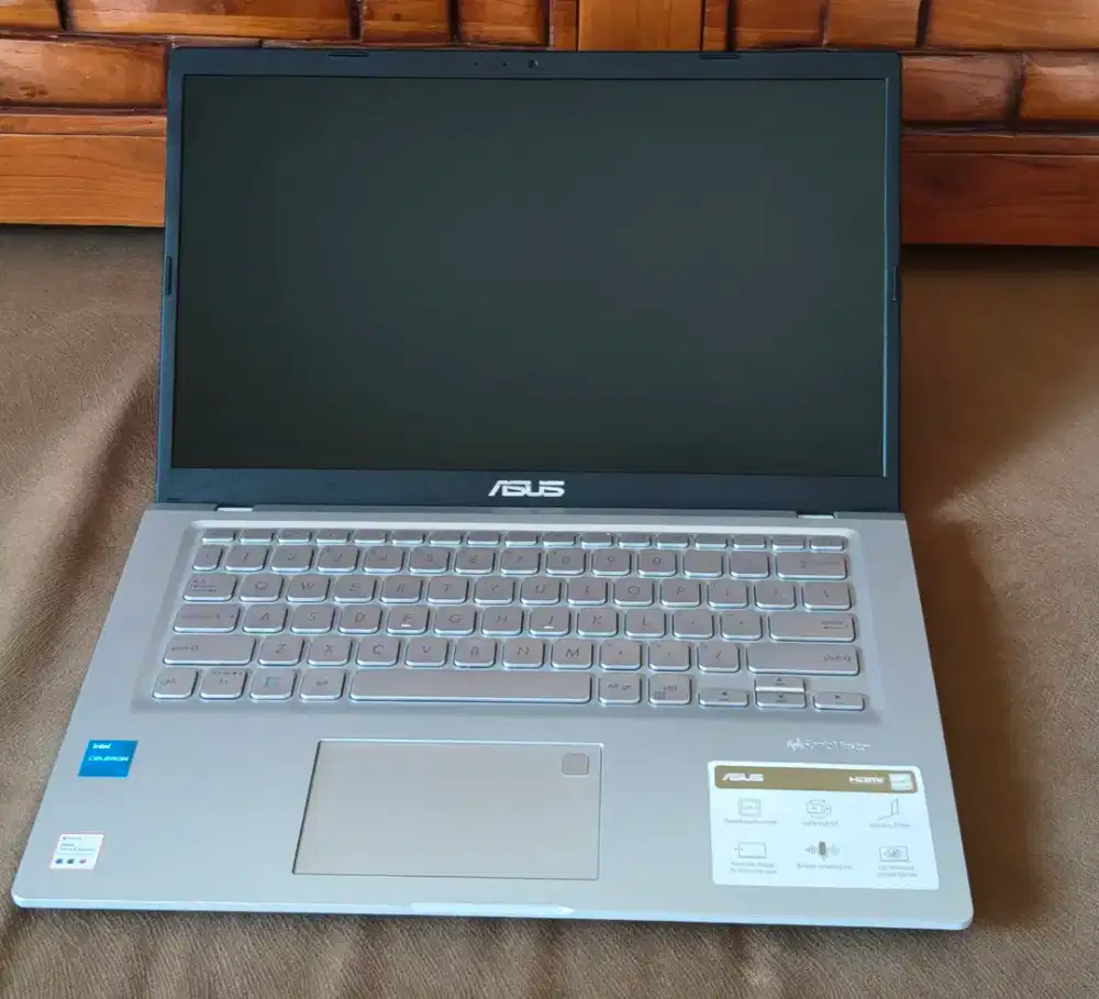 Laptop Asus vivobook A1400K