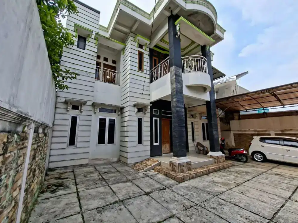 Rumah American Classic 2 Lantai Siap Huni dekat Pusat Kota Cianjur