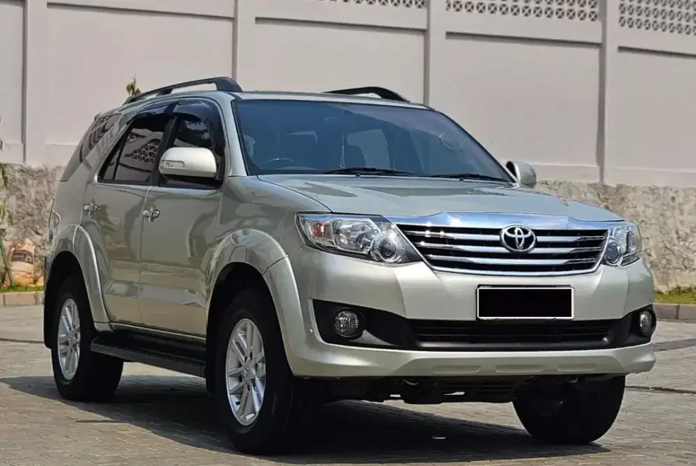 Toyota Fortuner 2.7 G AT Bensin