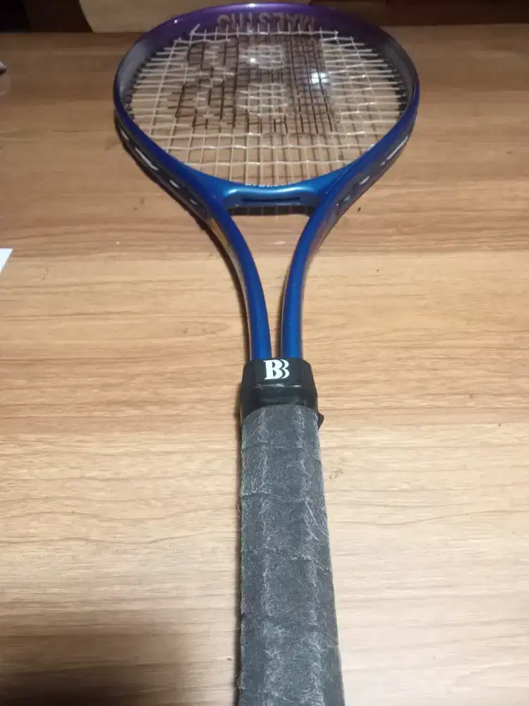 PRELOVED :Raket Tenis B BECKER  MAESTRO, Masih bagus,COD Cijantung dsk