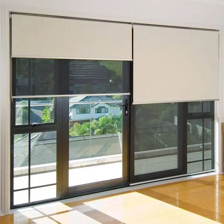 Jual & Pasang Tirai Roller Blind/Vertikal/Venetian/Roman Shades Kantor