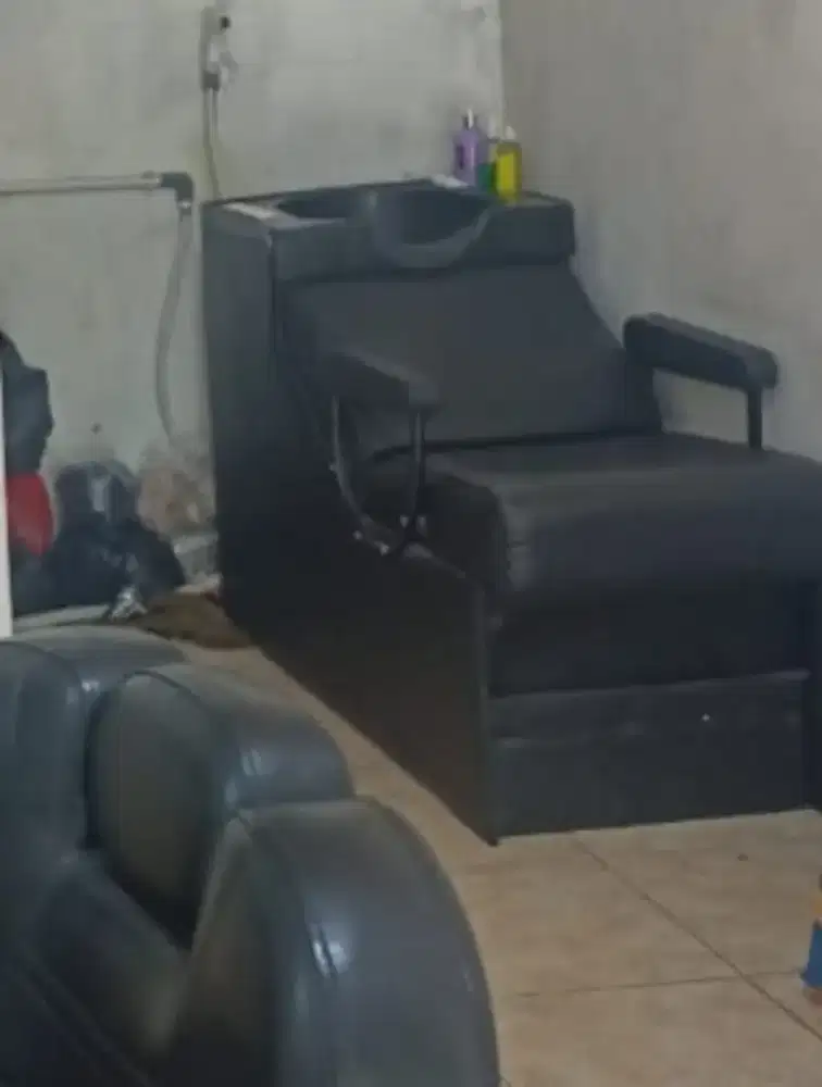 Washbak kursi keramas salon