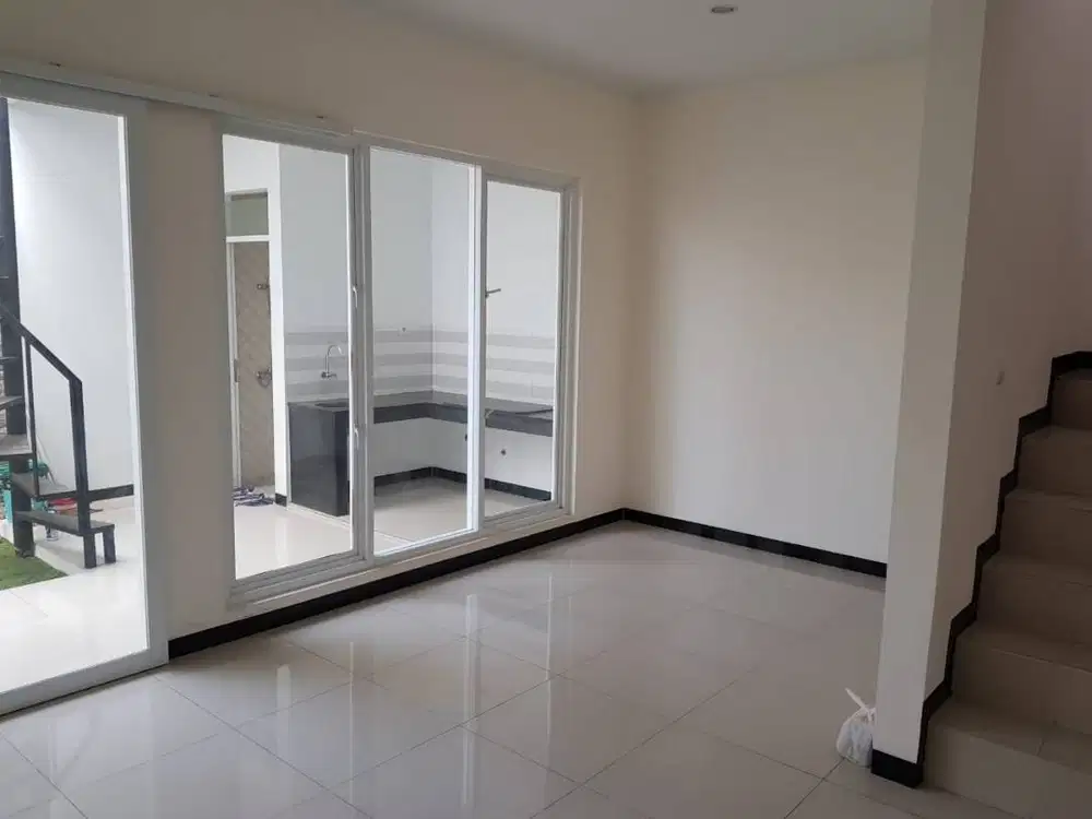 Dijual Rumah di Cluster Springville Taman Kopo Indah Bandung