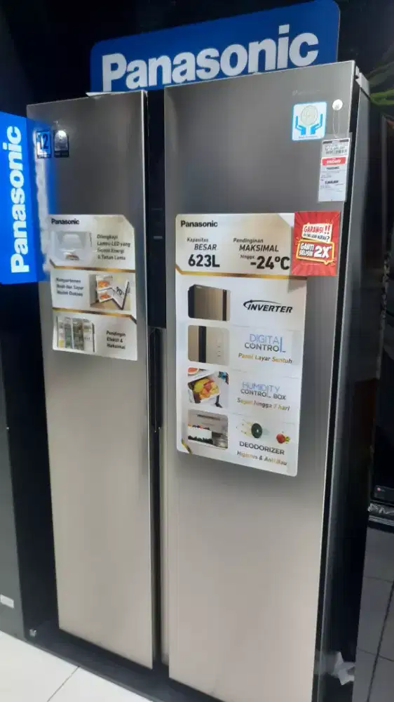 PANASONIC REFRIGERA SIDE BY SIDE 592L