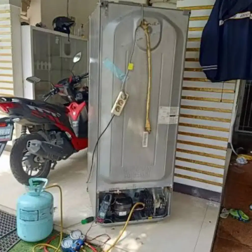 Adam Tehnik service ac . kulkas.mesin cuci Bergaransi