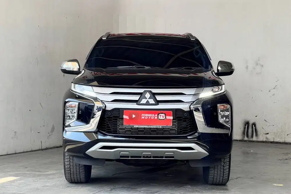 Mitsubhisi Pajero Dakar AT 4x2 2023 Hitam