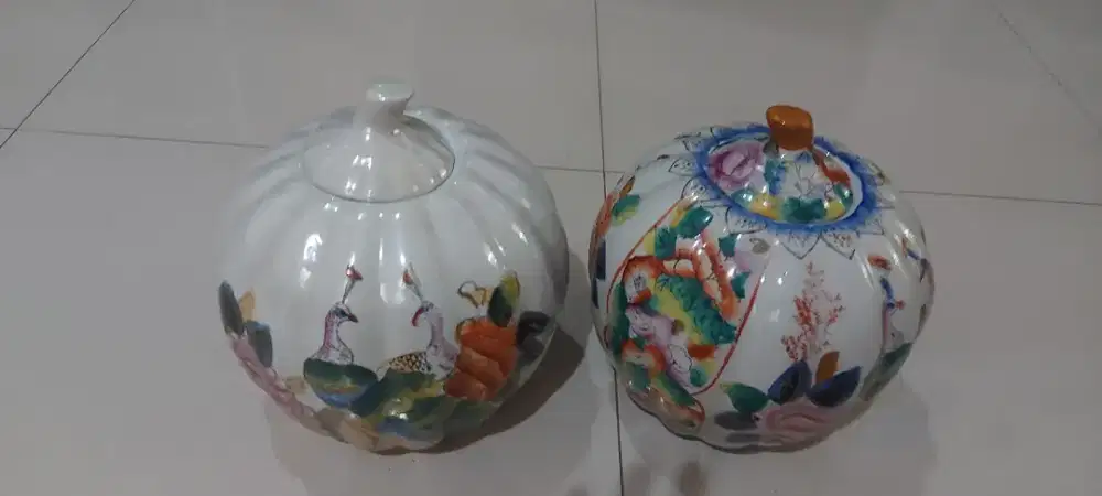 Dijual Guci labu ceramic antik/kuno asli