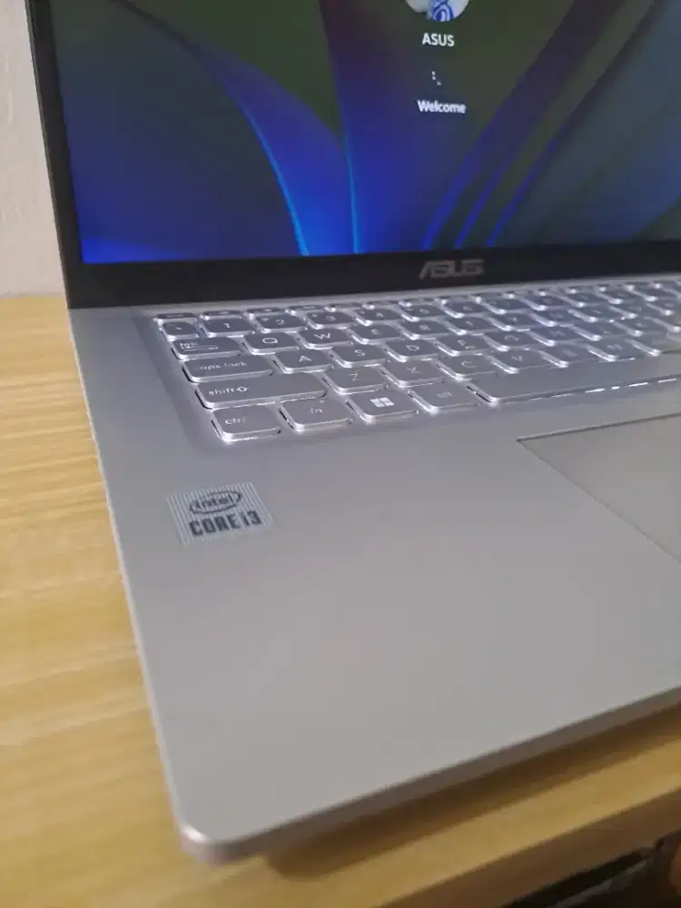 Asus vivobook A416JAO intel core i3 ram 8 ssd 256gb FHD