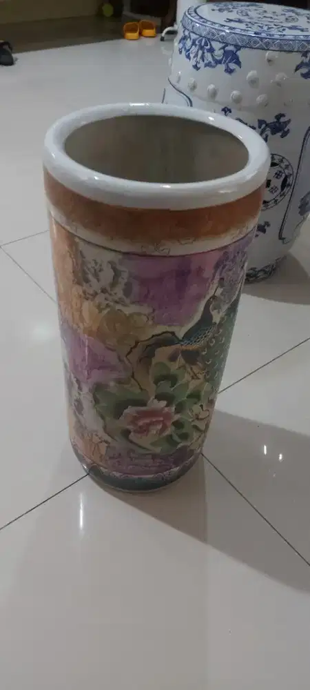 Guci payung ceramic antik/kuno Asli sdh puluhan tahun
