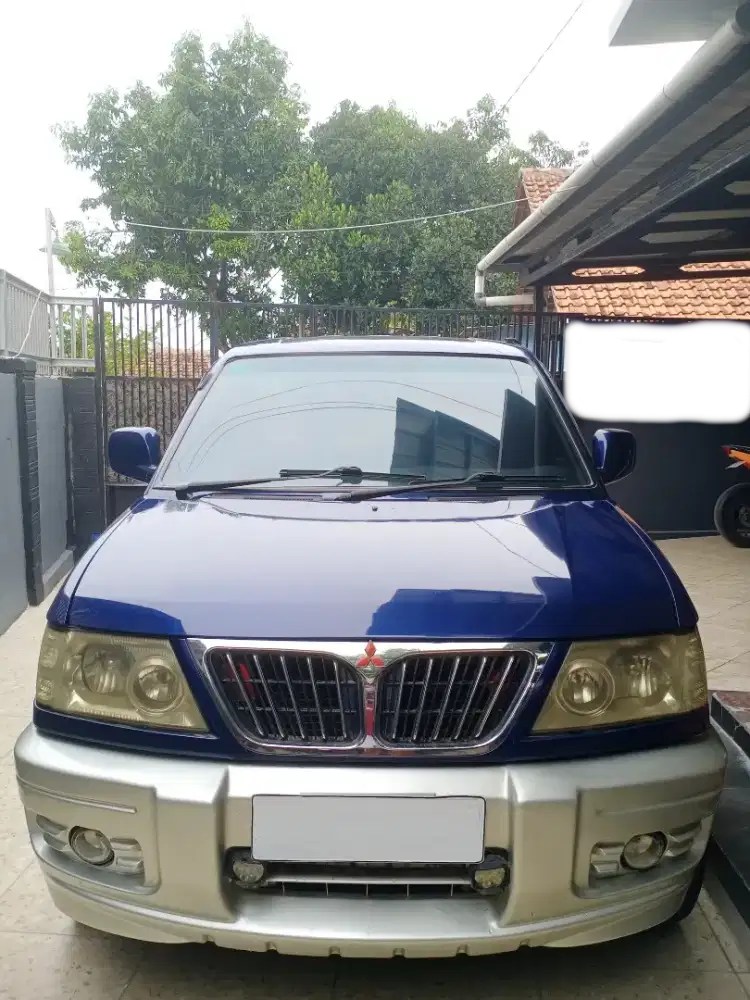 Dijual MITSUBISHI GRANDIA SPORTY MANUAL 2003