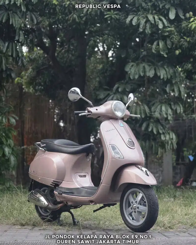 DIJUAL CEPAT VESPA LX150 3V IE TH 2013 WARNA RARE PINK