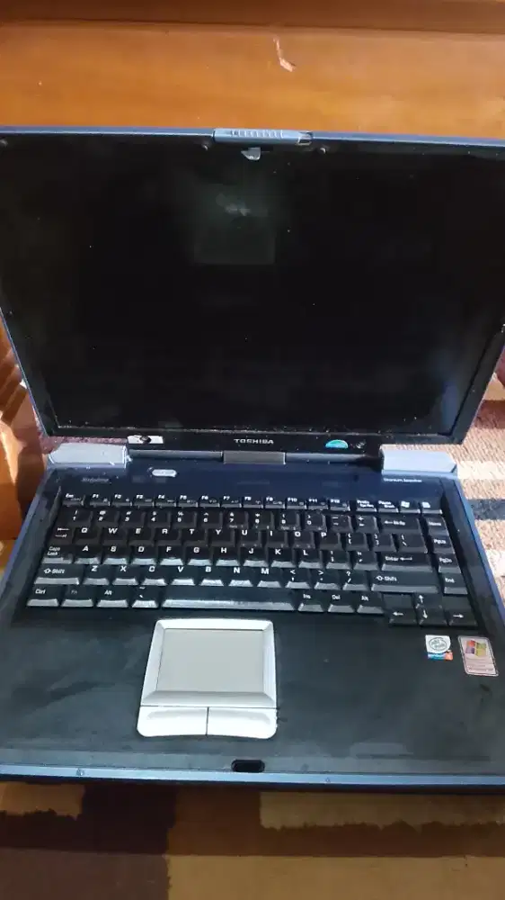 2 unit Laptop Toshiba Satelite A10