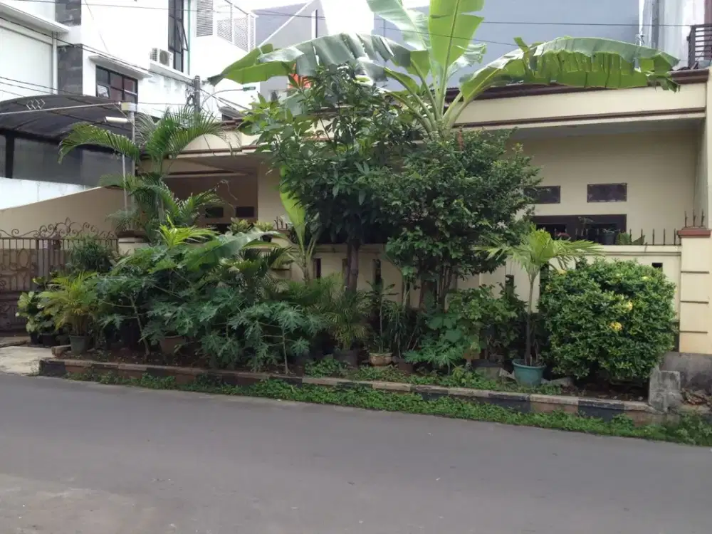 Dijual rumah disunter agung jakarta utara