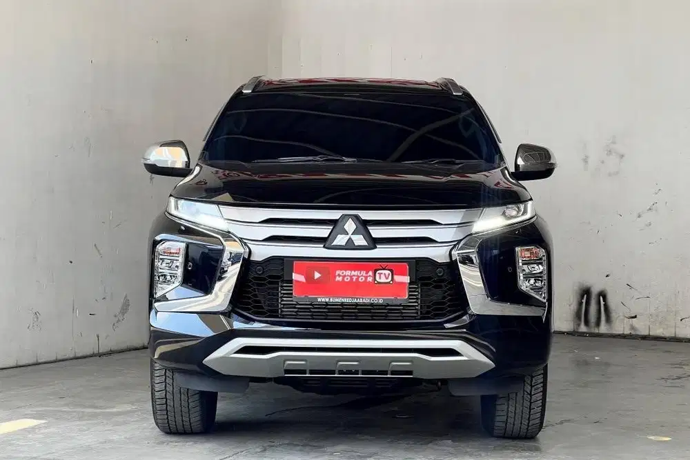 Mitsubishi Pajero Dakar 4x2 AT 2023 Hitam