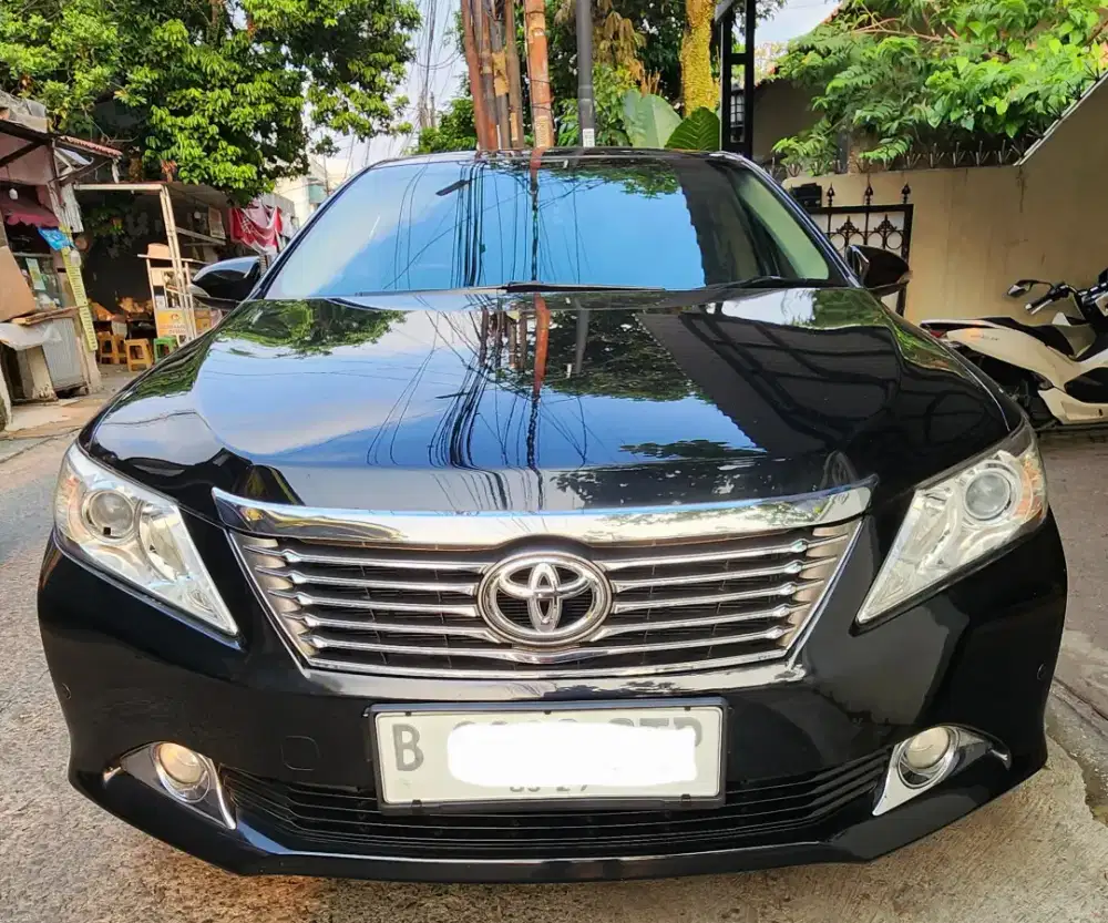 《 KM 69 RB》Toyota Camry 2014 V Automatic Hitam ANTIK