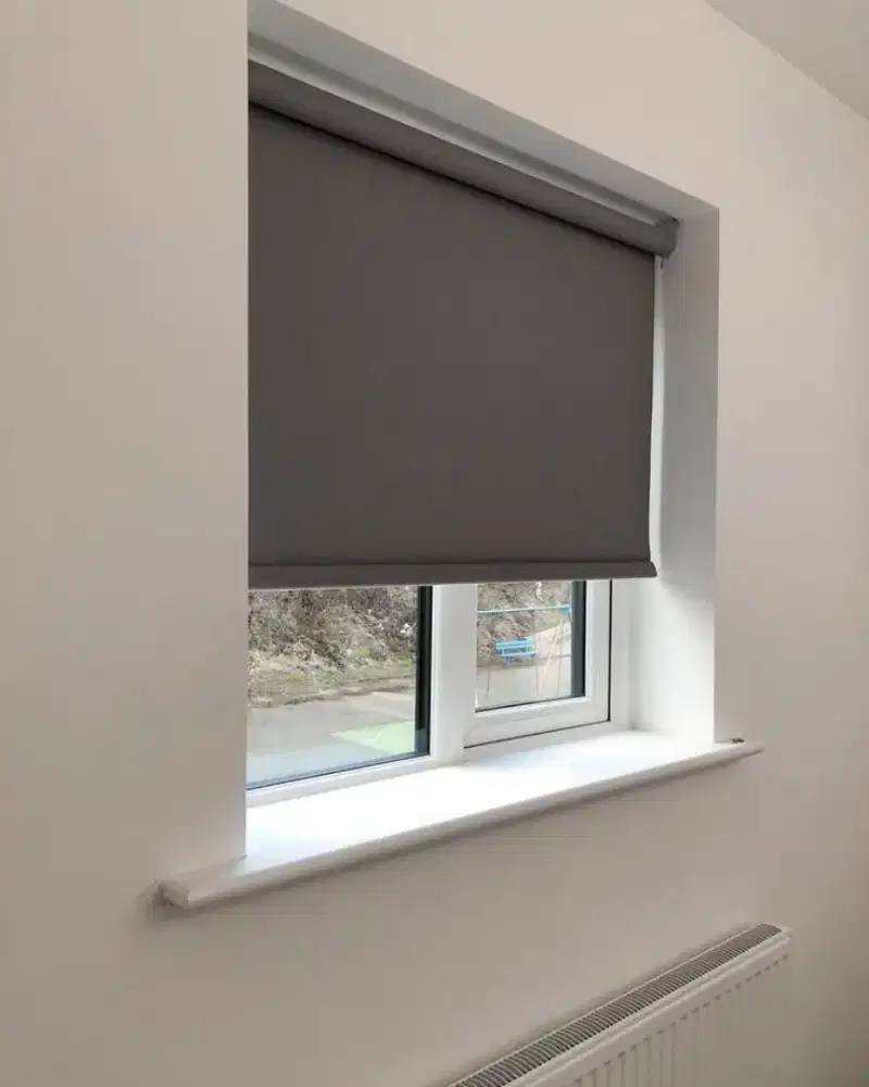 Roller blind blackout tirai gulung 100% tirai jendela minimalis