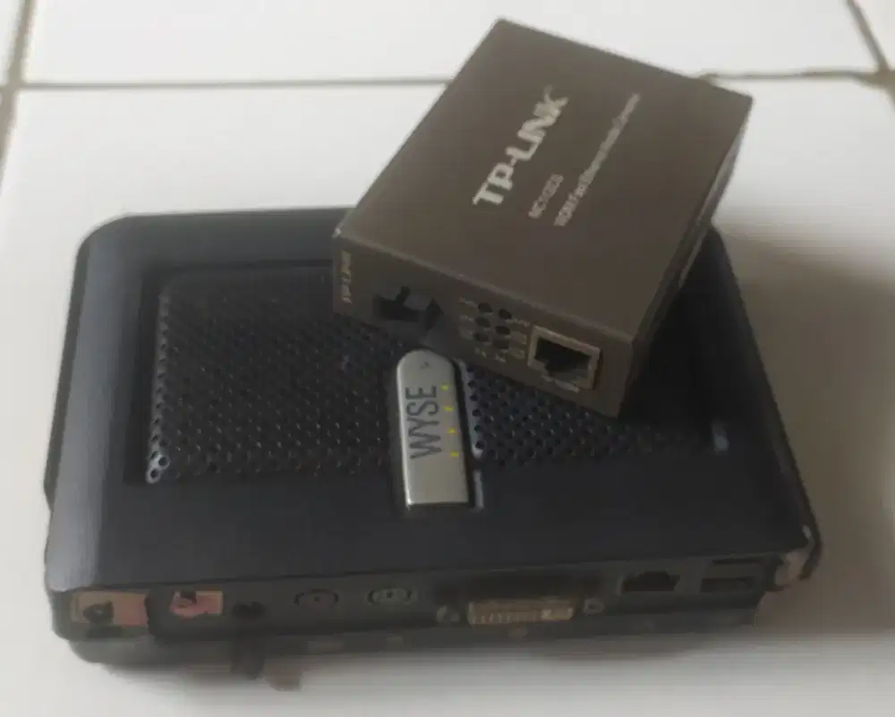 Mini PC client dell wyse + router tp link, nyala