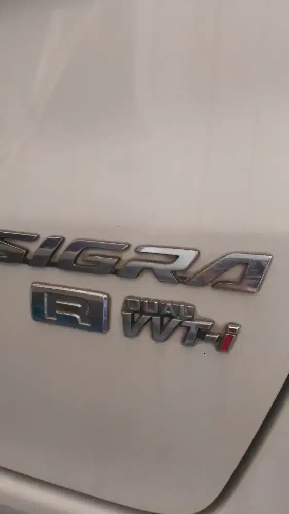 Di jual sigra 2016 pemakaian pribadi