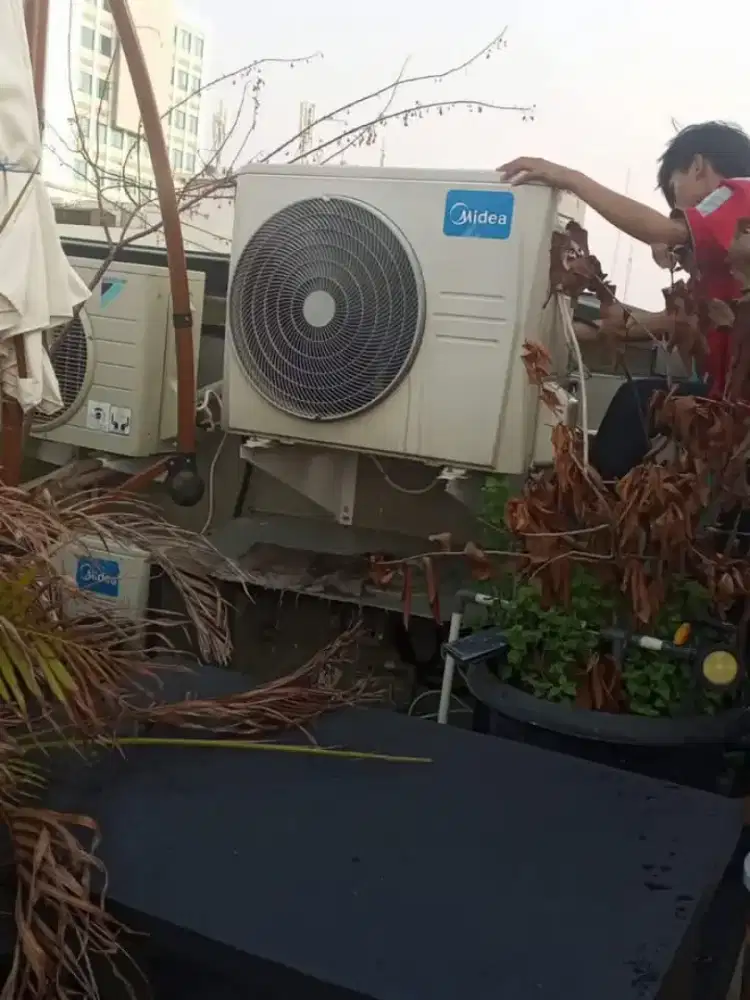 Servis ac bongkar pasang ac