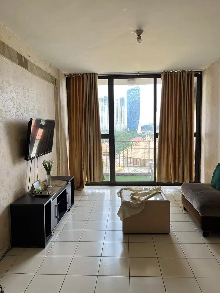 Dijual Apartemen Taman Rasuna 2BR,74M2,SHM,Free Parkir Mobil
