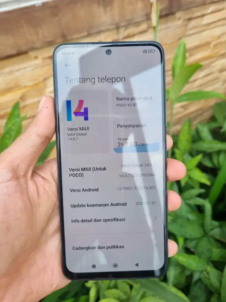 Xiaomi Poco X5 5G super amoled bawaan pabrik NFC