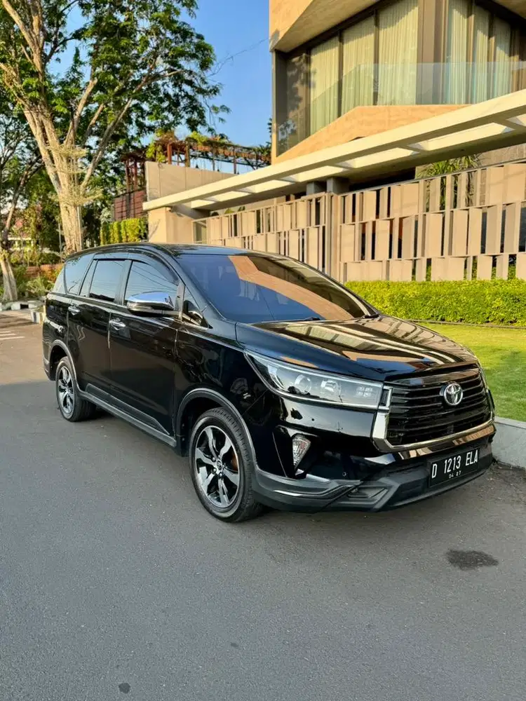 Innova Reborn Venturer Diesel Matic 2022