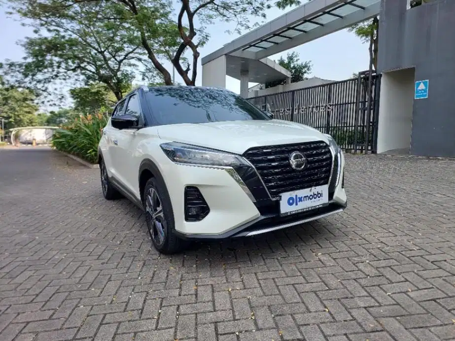LOW DP Nissan Kicks 1.2 Bensin-AT 2021 HFI