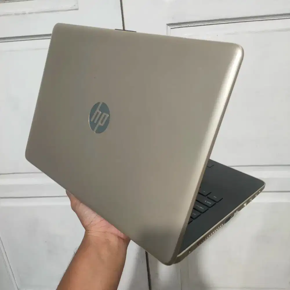 Laptop HP 14 bs006TU Celeron N3060 Ram 4GB Slim