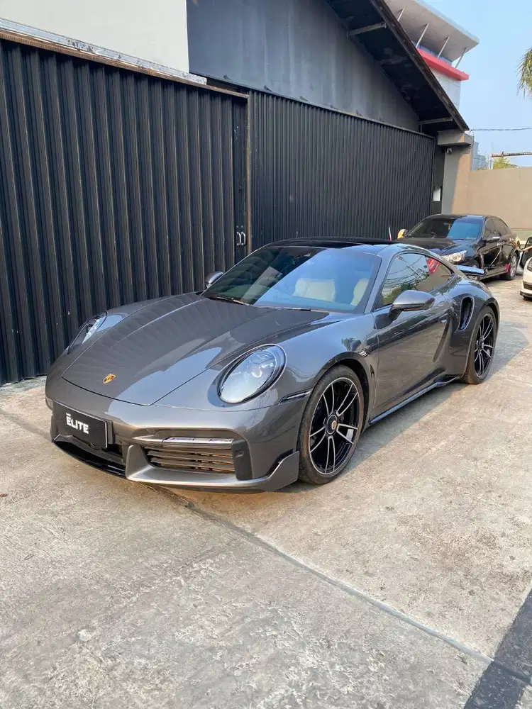 2022 Porsche 911 Turbo S Selenite Grey Metallic