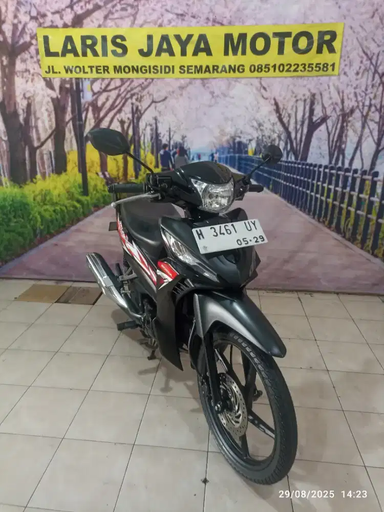 Revo x tangan pertama