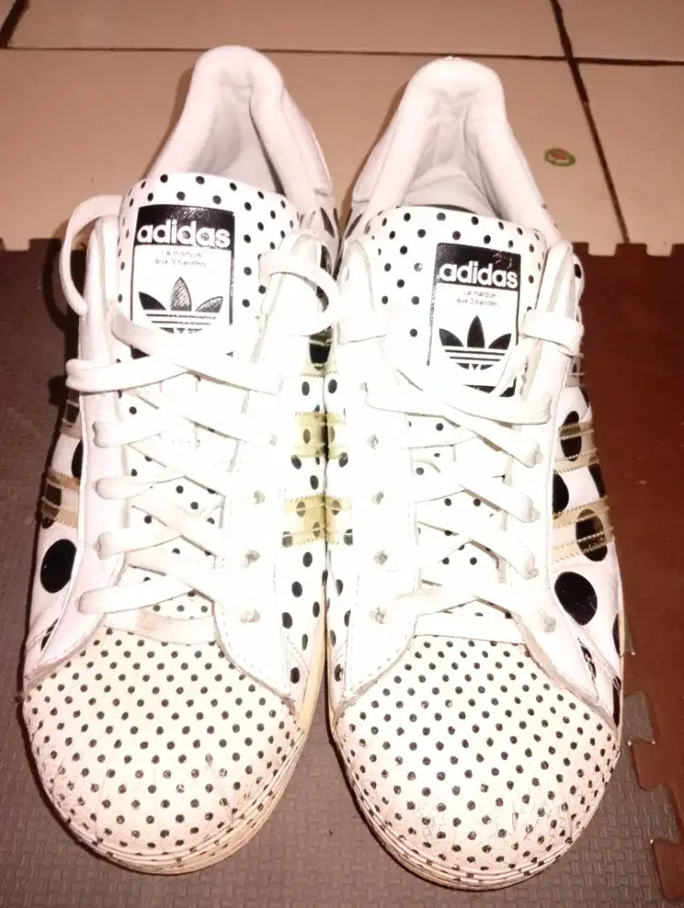 Add superstars white polka size 42 china