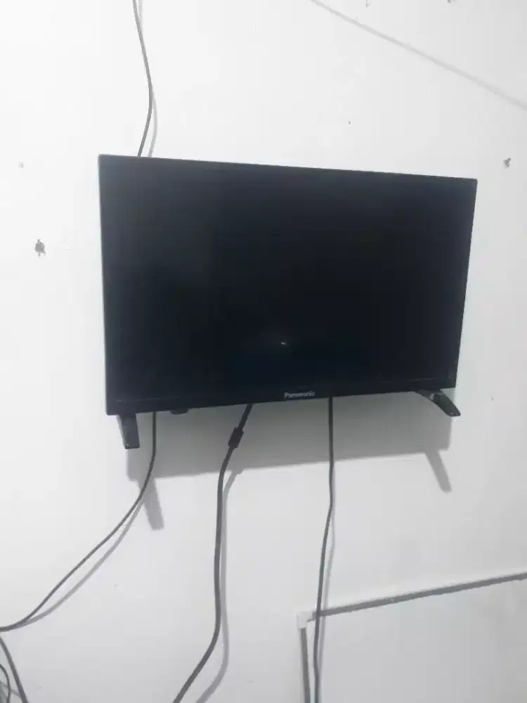 tv analog panasonic 23inc bekas
