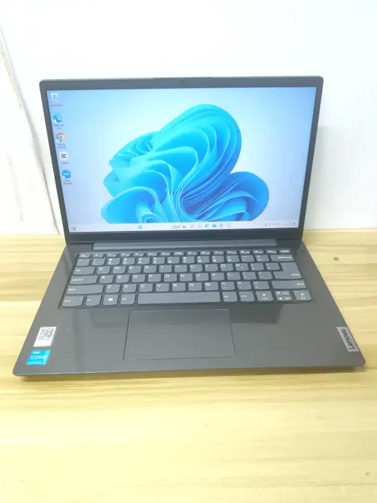 Lenovo V14 G2 ITL. Core i3-1115G4. Ram 8gb. Ssd 256gb
