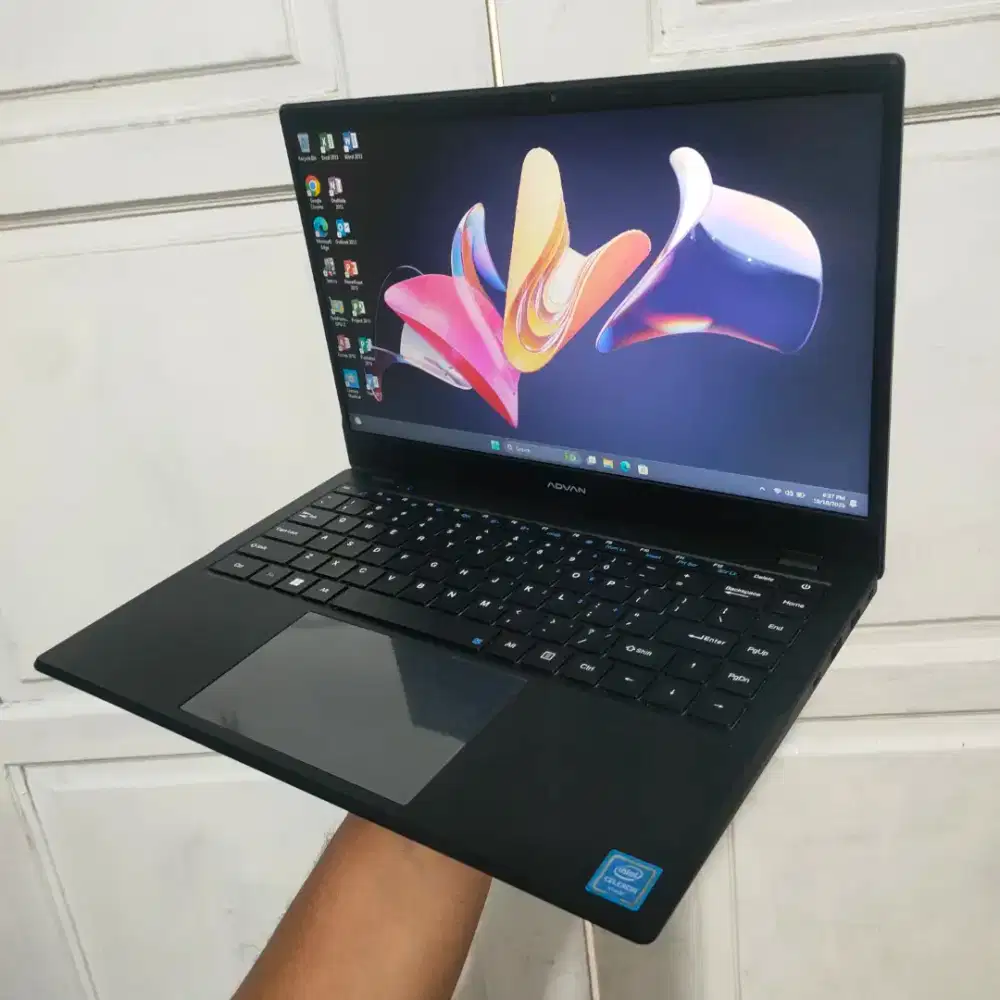 Laptop Tipis Advan Soulmate 1405 Celeron N4020 DDR4 SSD 128GB