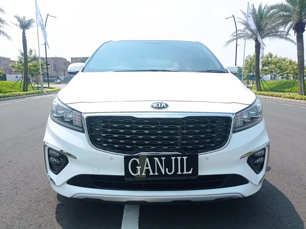 KIA GRAND SEDONA MATIC DIESEL