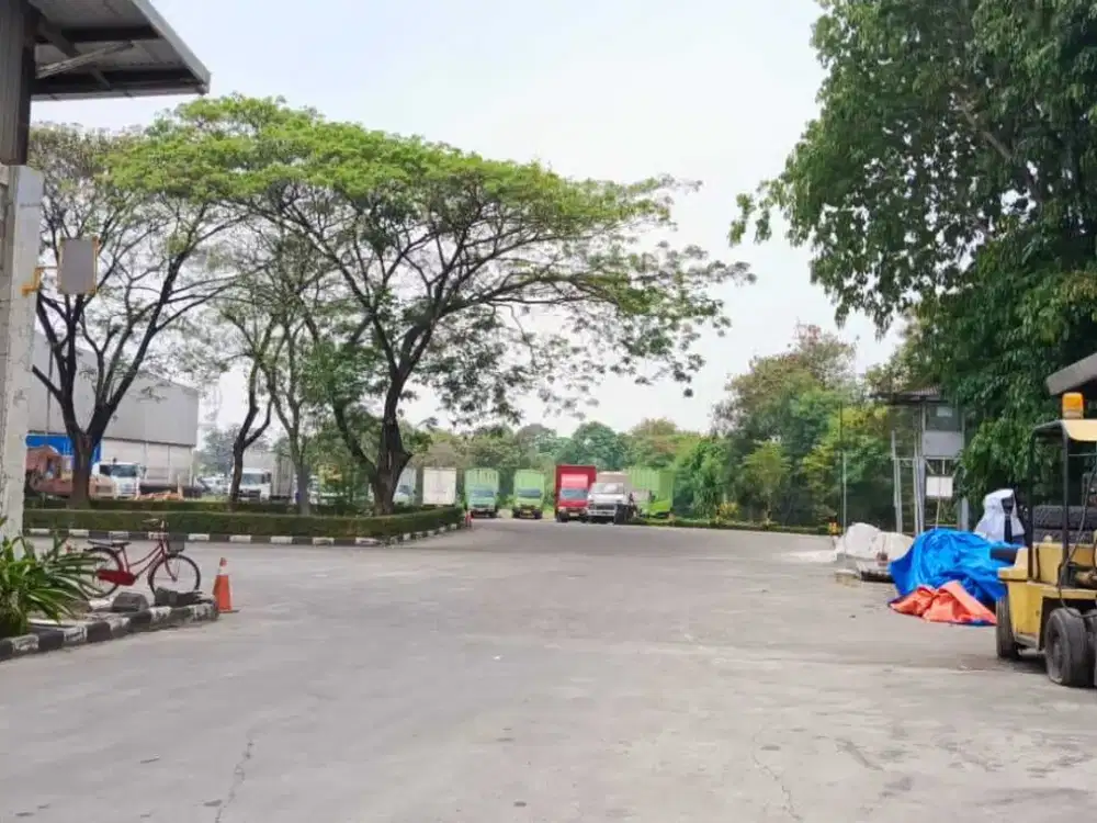 Disewakan Gudang Bagus. KOMPLEK PERGUDANGAN. Lokasi Cakung JakTim