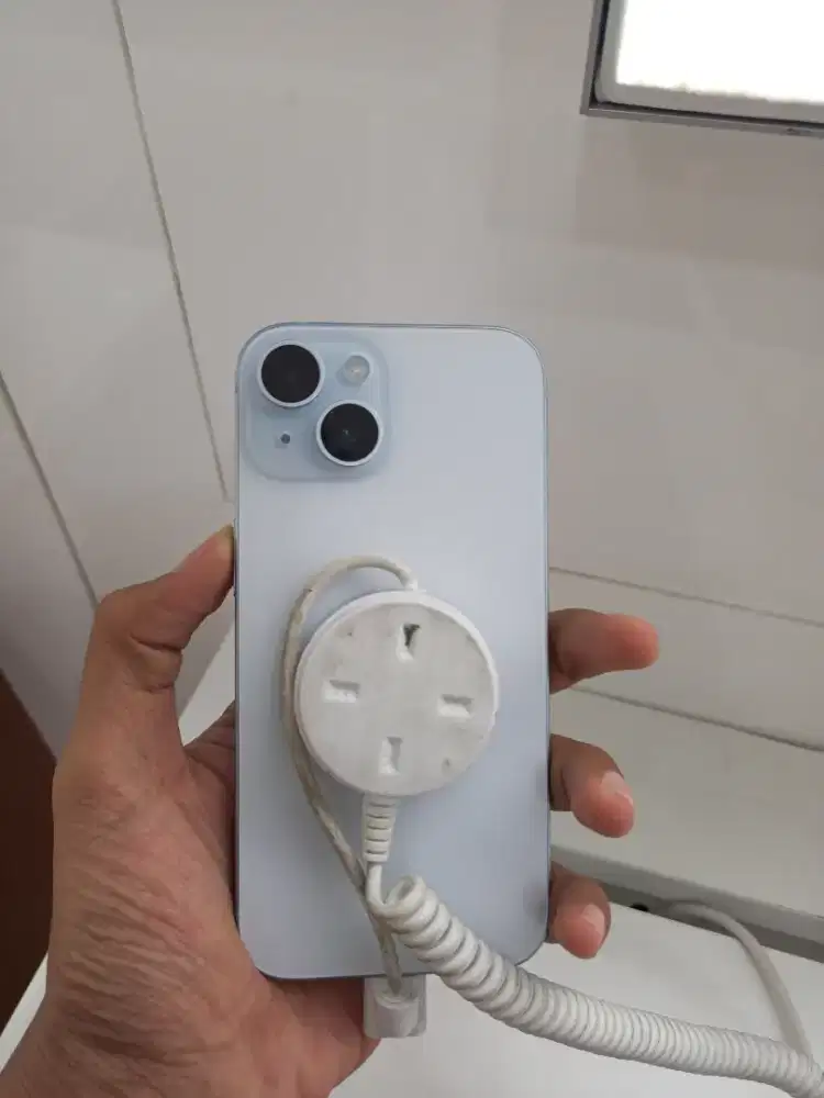 Apple iPhone 15