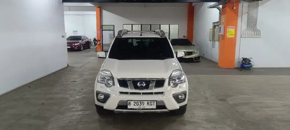 Nissan X-Trail 2.5 XT Matic 2014 Dp 7jt