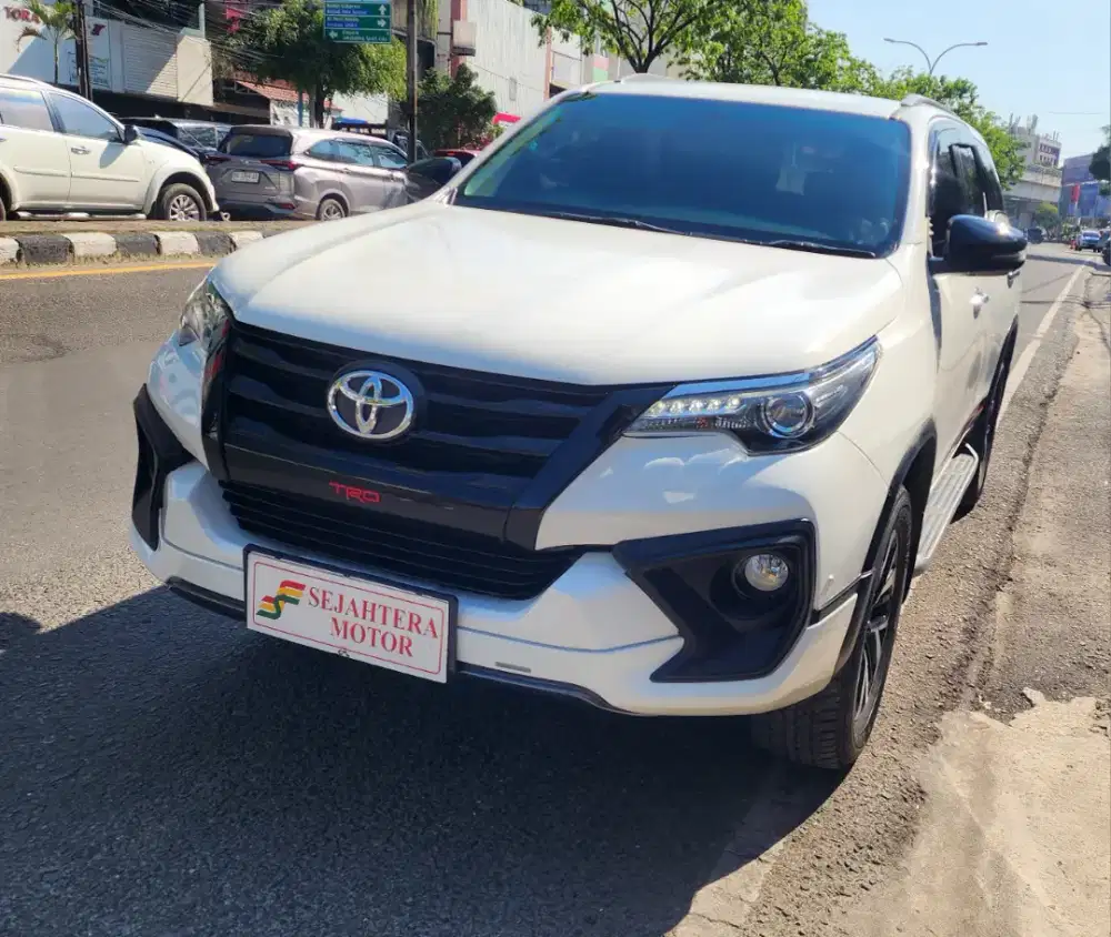 Toyota Fortuner VRZ TRD 2.4 AT 2017/2018 KM LOW 86rb.an full Orisinil