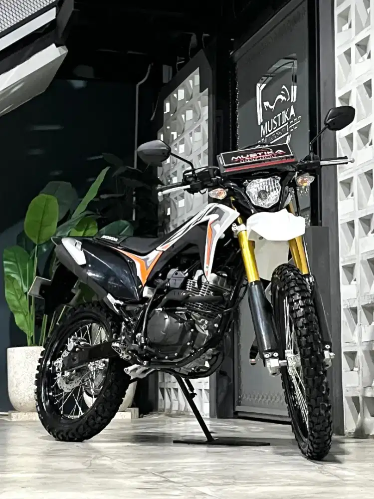HONDA CRF 150 L 2023