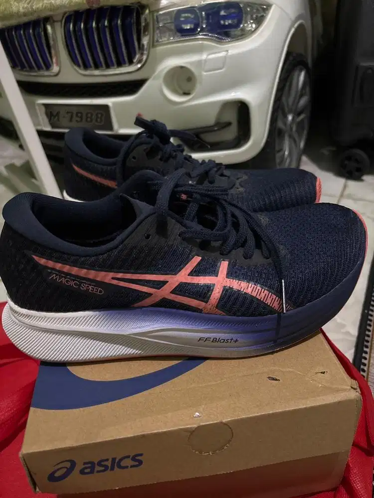 Sepatu Running Asics Magic Speed 2 Original
